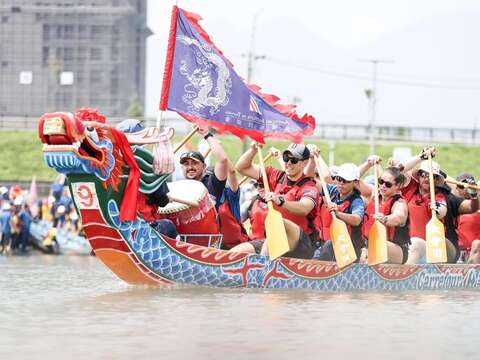 Taipei International Dragon Boat Championships(Photo Credit: Department of Sports, Taipei City Government)
