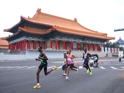 Taipei Marathon(Photo Credit: Chinese Taipei Road Running Association)