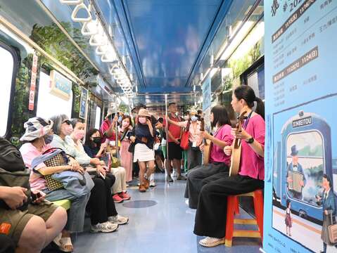 MRT 신베이터우역<지에윈 나카시>