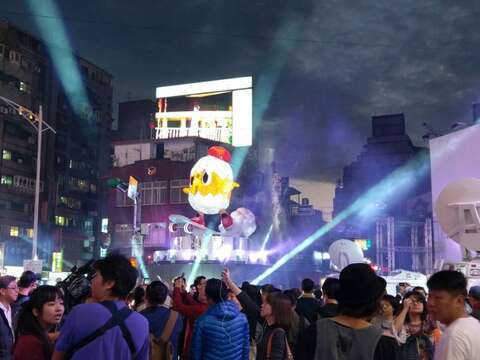 타이베이 등불 축제 4일 개막을 앞두고 마지막 시등식 진행