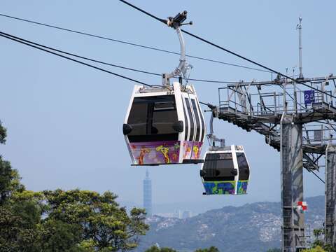 內含貓纜搭乘券，享受高空視角俯瞰臺北市景，輕鬆串聯山城旅程與自然風光。(圖片來源：臺北市政府觀光傳播局)
