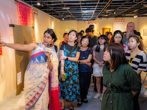The India Taipei Association and the Taipei City Department for Youth unveil the mystery of Indian handicrafts