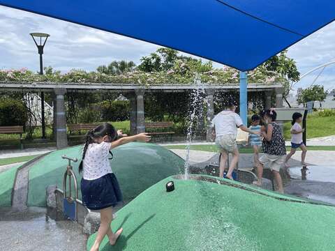 迪化休閒運動公園遊戲場(圖片來源：臺北市政府工務局衛生下水道工程處)
