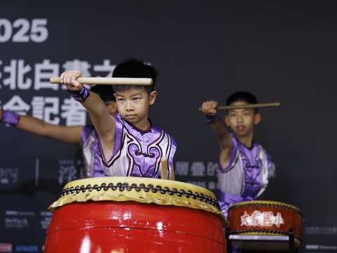 大龍國小大鼓隊帶來開場演出（圖片來源：臺北市政府文化局）