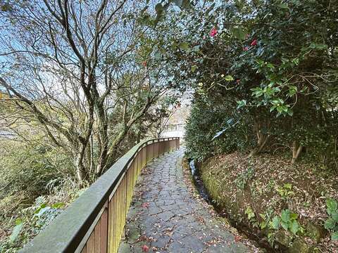 水圳步道平緩易行(圖片來源:臺北市政府工務局大地工程處)
