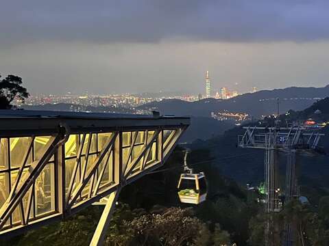 搭乘星光車廂，俯瞰101跨年煙火的絕美夜景。（圖片來源：臺北大眾捷運股份有限公司）