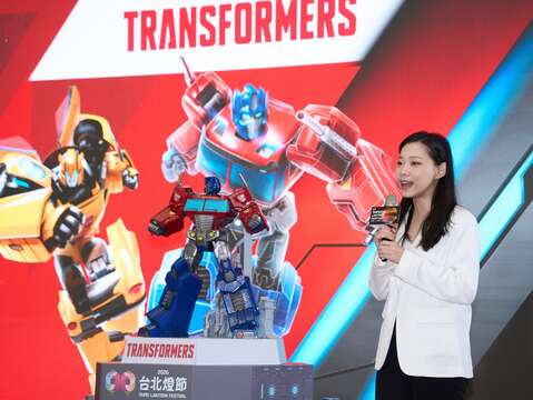 「2026台北燈節」首場記者會搶先曝光花博展區柯博文主燈。（圖片來源：臺北市政府觀光傳播局）