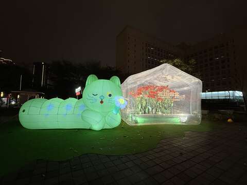 The gardener of "Flower in Taipei," "Meow," makes 
