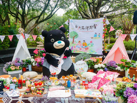 「台北花伴野餐」融合花園城市理念與永續精神,邀您共創浪漫春日回憶。(圖為2024台北花伴野餐資料照(圖片來源:臺北市政府觀光傳播局)