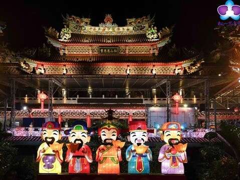 松山慈惠堂展出精緻的傳統花燈（圖為2024年燈飾）（圖片來源：臺北市政府觀光傳播局）