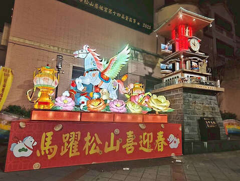 民俗吉祥寓意的宮廟燈組都十分值得一看（圖片來源：臺北市政府觀光傳播局）