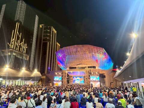 民歌演唱會點亮城市夜晚氛圍（圖片來源：臺北大眾捷運股份有限公司）