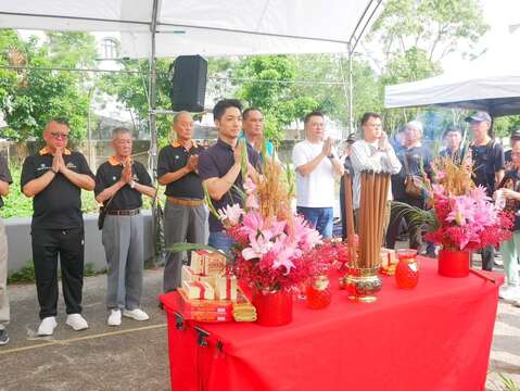 市長帶領與會貴賓共同祈求國泰民安五穀豐收（圖片來源：臺北市政府產業發展局）