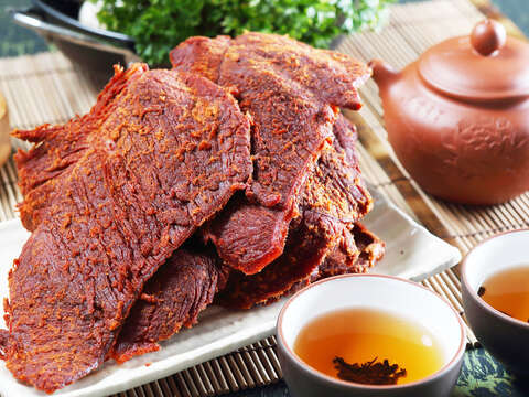 洪師父牛肉乾系列以獨家配方調製出多種口味,嚼勁十足,令人回味無窮。(圖/洪師父提供)
