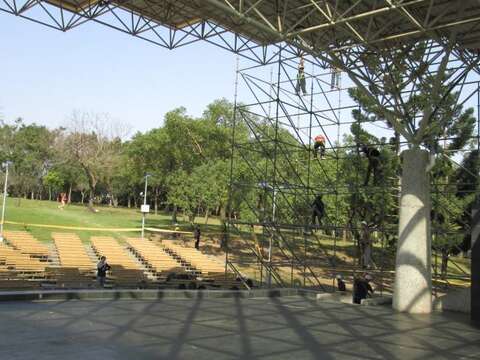 Staff Clear Crowd from Venue before Mayday Concert at Daan Forest Park