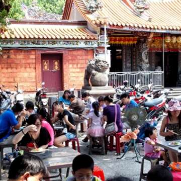 TAIPEI 秋季号 2016 Vol.05 この島を見つめる 旅人のマクロでミクロな視点