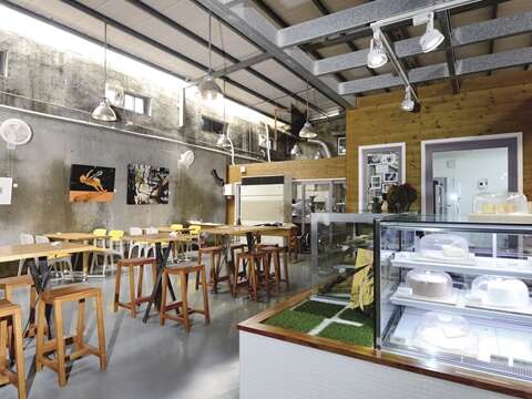 TAIPEI 秋季号 2016 Vol.05 レトロ建築で味わう一杯のコーヒー