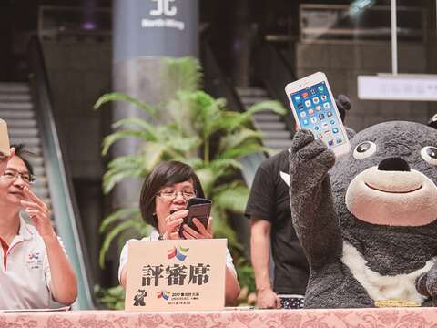 熊讚擔任主題曲競舞比賽的評審之一。(攝影/林宜賢)