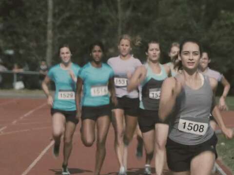 ​​​​​​​《女孩愛跑步》中主角Sarah練習跑步，追求夢想。（圖／台北市政府文化局提供）