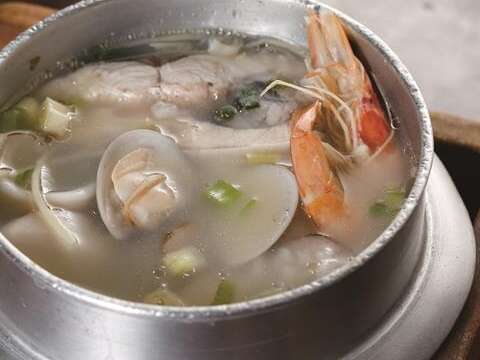 TAIPEI 夏季号 2017 Vol.08   深い海に洗われたふくよかなカキ 美味しいカキ料理台北で楽しもう