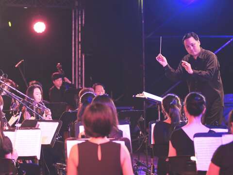 1.市立交響樂團副團TSO POPS開場音樂會
