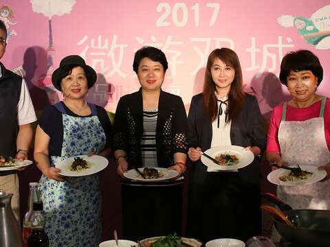 台式三杯雞飄香滬江，由上海市、臺北市及台滬兩地美食家共同推薦