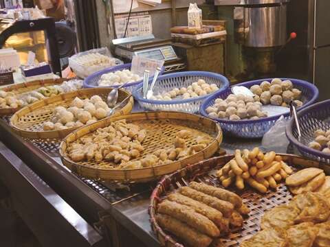 TAIPEI AUTUMN 2017 Vol.09 Let’s Visit Taipei’s Traditional Markets!