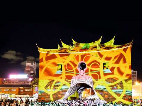 2016台北白晝之夜重現西區風華,讓市民為之驚豔。(圖/台北市政府文化局提供)