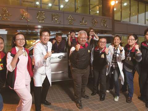 黃勝堅多年的醫病經驗,讓他對工作及生命有了更多體悟。(圖/今周刊提供)