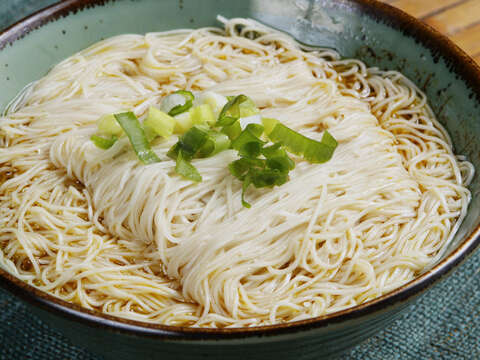 六季香茶坊的茶油麵線。(攝影/楊智仁)