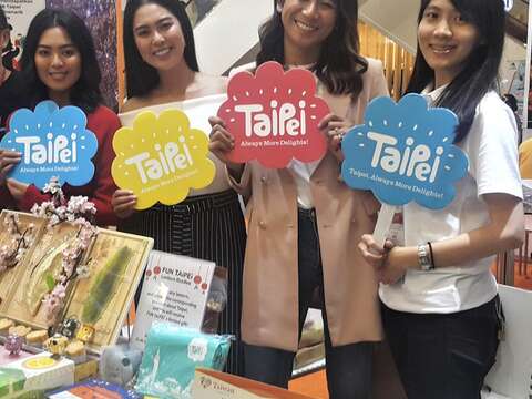 印尼知名美女部落客也來到臺北展攤一起FUN_TAIPEI