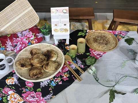 《臺北食食通》 帶您品味超「台」野餐新食尚 30年奔走成書 凝聚濃厚臺北文化、回憶好滋味