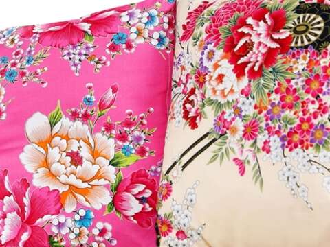 TAIPEI WINTER 2017 Vol.10  Uniquely Red Floral Fabric Demonstrates the Taste and Look of Taiwanese Life!