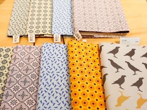 TAIPEI 冬季号 2017 Vol.10  生活の味わいと姿を伝える 台湾らしさ満開の「花布」