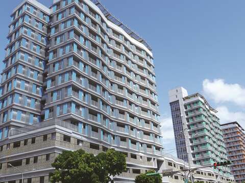 北市府推動興建優質公宅等多元住宅政策。(圖為松山區健康公宅/今周刊提供)