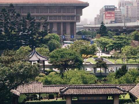 台北車站旁的寧靜小天地