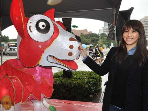 觀光傳播局長陳思宇與幸福GOGO合影.JPG