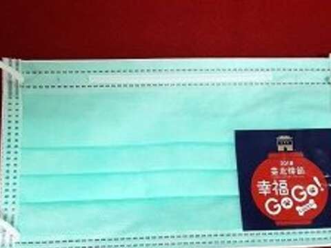 今日在燈節現場各服務台將從16時30分起發送口罩，每人限領1個，數量有限送完為止。