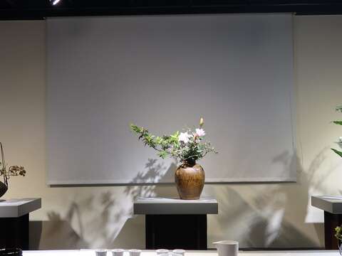 台北探索館首次舉辦花藝展，兩梯次將展出60件作品以古典詩詞為題，即日起至3月24日歡迎民眾參觀。.JPG
