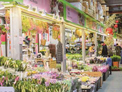 台北市有多處花市,是民眾選購花材、植栽的好去處。(攝影/劉德媛)