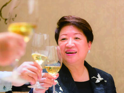 大三元酒樓董事長邱靜惠待客親切,讓客人賓至如歸。(攝影/李東陽)
