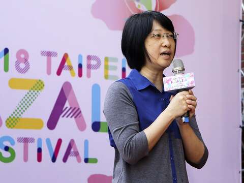 臺北市觀傳局主任秘書蕭君杰感謝在地大學里共同舉辦「幸福嘉年華」活動。