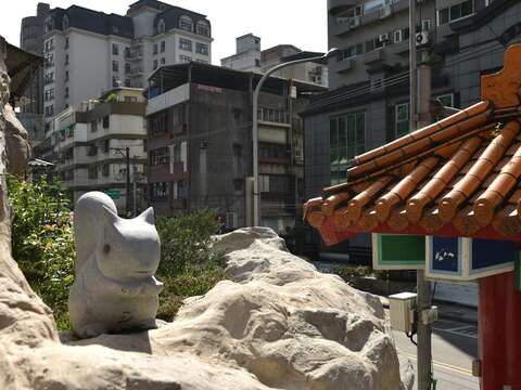 仙跡岩登山口大改造 友善步道好走又好看!!