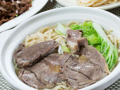 清真中國牛肉麵食館