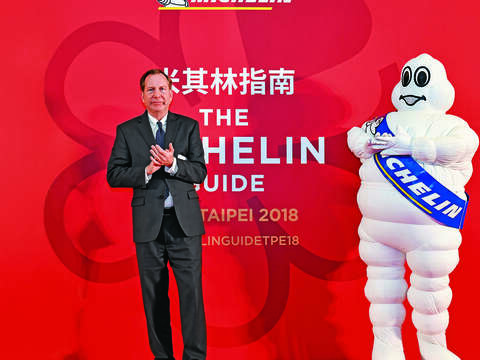 米其林指南全球總監Michael Ellis與米其林寶寶