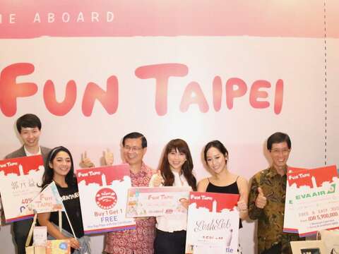 陳思宇局長,產業代表與印尼網紅宣布多項優惠產品歡迎大家FunTaipei