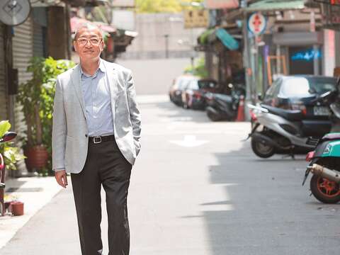 雙連市場周邊氣氛悠閒樸實,巷弄間深藏許多平民美食,是林向愷喜愛走訪的街區。(攝影/吳貞慧)