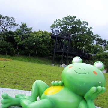 Flowers of Love Burst into Bloom at Neishuangxi Nature Center