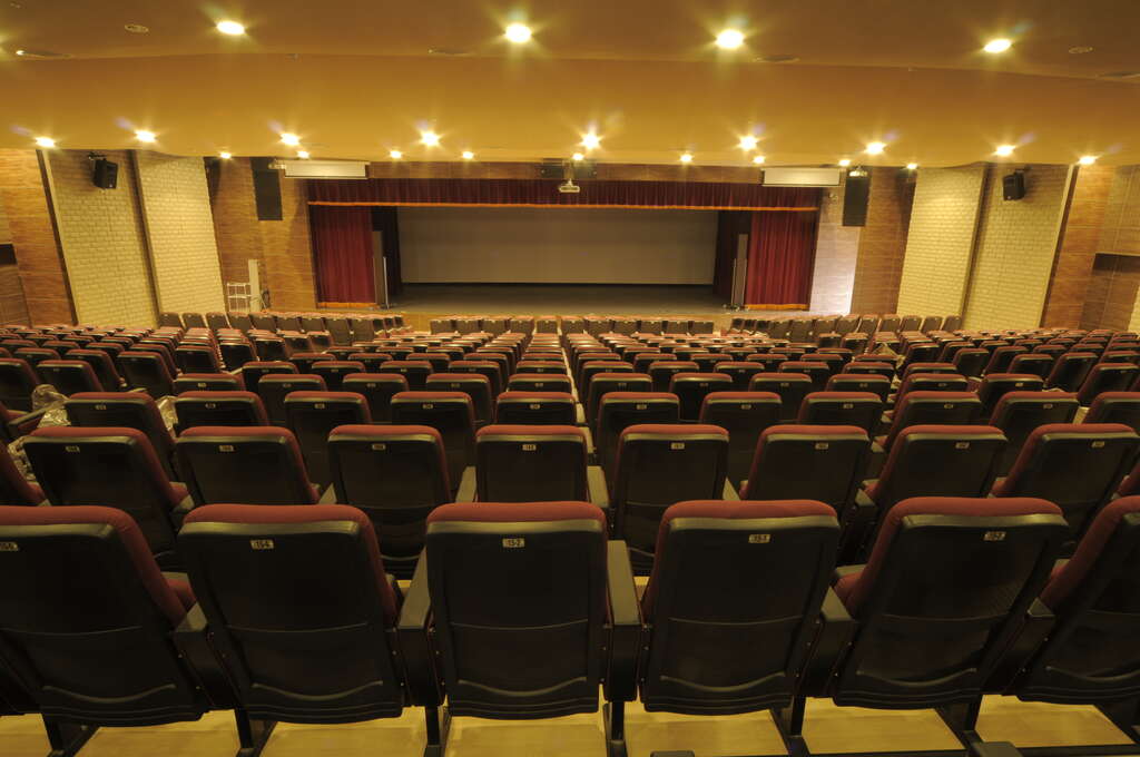 Dadaocheng Theater