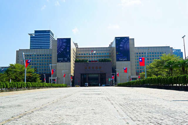 臺北市政府大樓_高讚賢攝